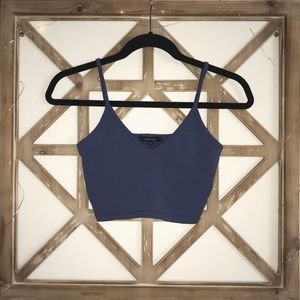 • dark blue crop top • been worn once •